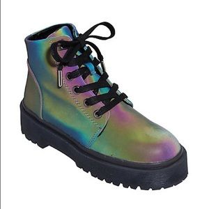 YRU Reflective Slayr Boots